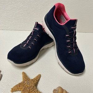 SKETCHERS MEMORY FOAM